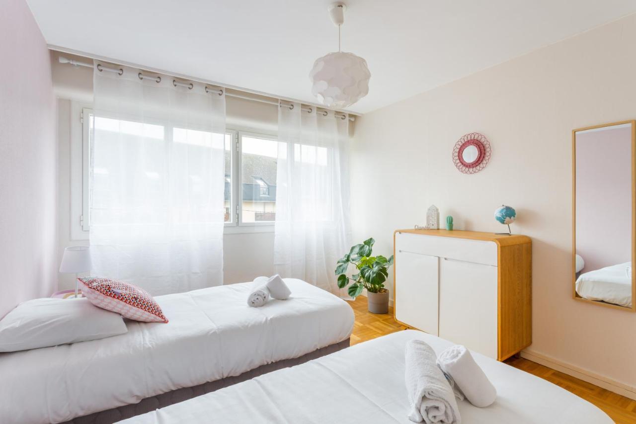 Rosa, Confortable 2 Chambres Avec Parking Dans Le Centre Rennes Ngoại thất bức ảnh